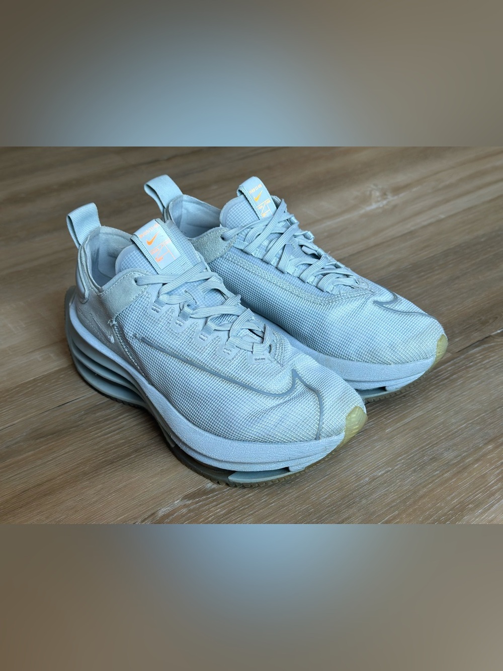 Nike Women's Zoom Double Stacked in Grey Fog Size 7